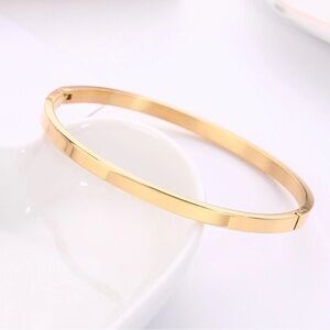 8MM53X64 Bangle GOLD (Wide)